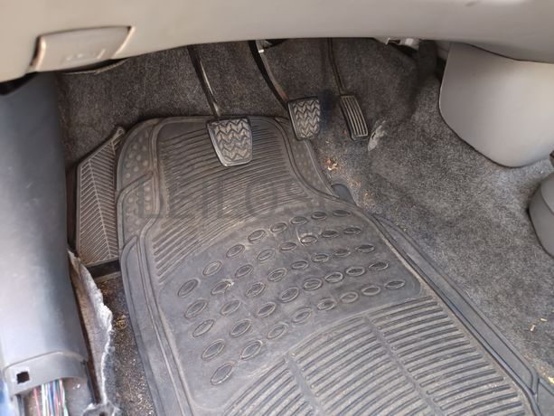 Toyota Yaris · Ano 2003