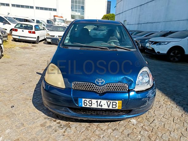 Toyota Yaris · Ano 2003