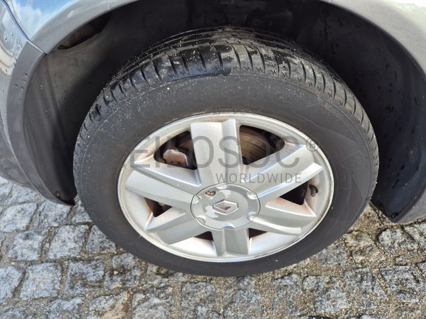 Renault Mégane · Ano 2003