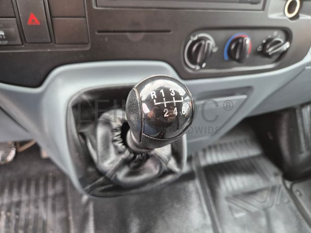 Ford Transit · Ano 2011