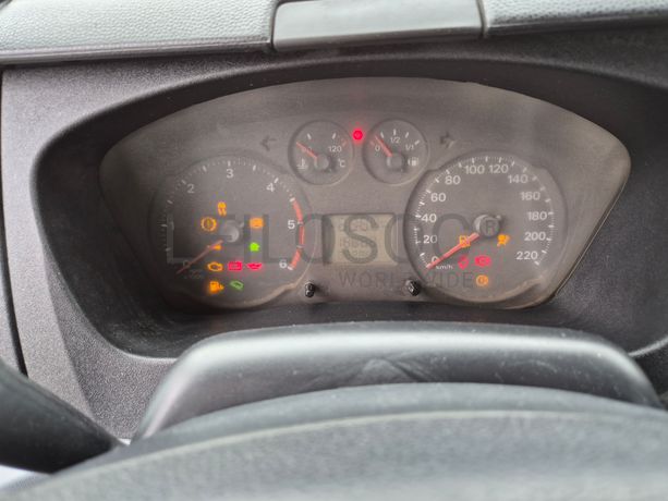 Ford Transit · Ano 2011