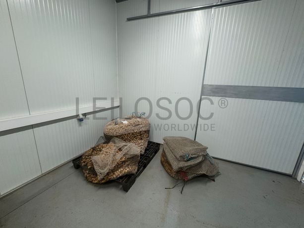 Banca e Mesa com Torno · Carrinhos de transporte