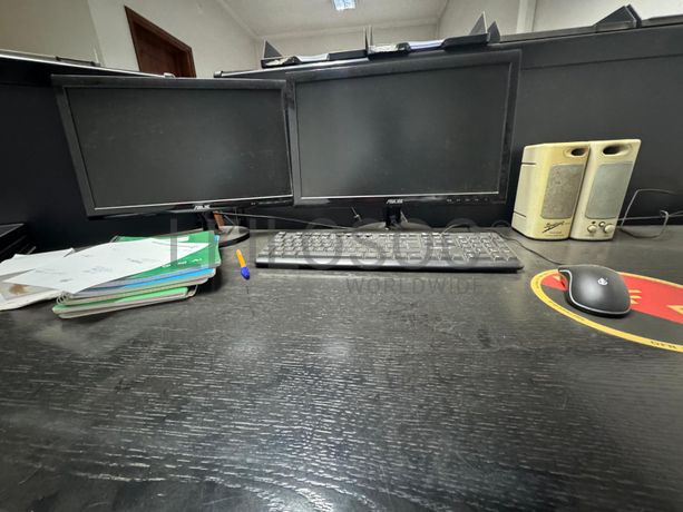 Mobiliário e Equipamentos de Escritório