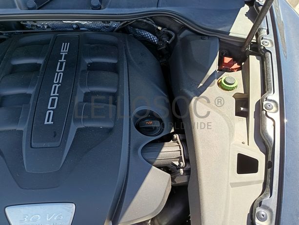 Porsche Cayenne S · Ano 2013