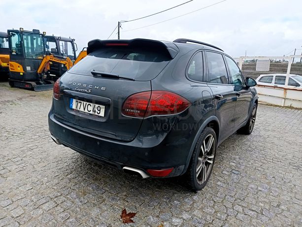 Porsche Cayenne S · Ano 2013