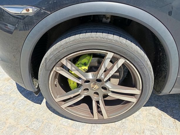 Porsche Cayenne S · Ano 2013