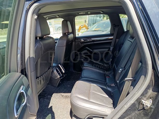Porsche Cayenne S · Ano 2013