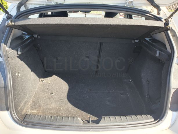 BMW 116D · Ano 2015