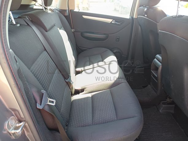 Mercedes-Benz B 180 CDI · Ano 2009
