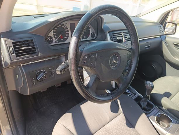 Mercedes-Benz B 180 CDI · Ano 2009