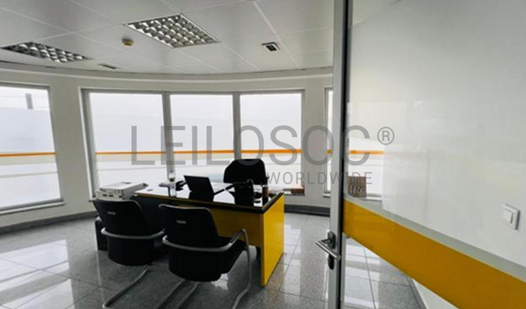 Centro de Empresa – Estrada do Golfe