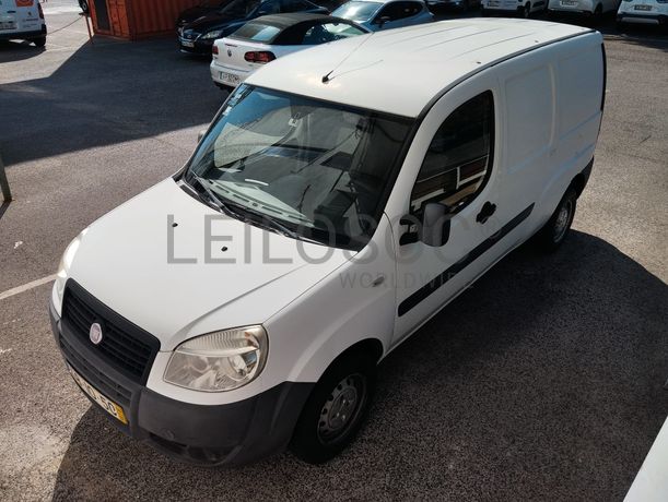 Fiat Doblo Cargo 1.3 D Multijet · Ano 2009