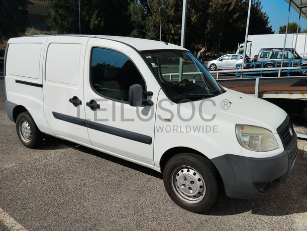 Fiat Doblo Cargo 1.3 D Multijet · Ano 2009