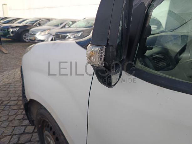 Opel Combo · Ano 2017