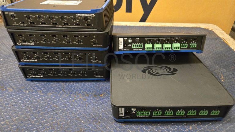 2 Mixeurs Crestron MMX-6-USB