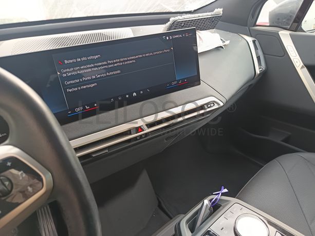 BMW iX XDrive40 · Ano 2023