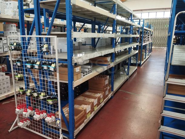 Equipamentos de Escritório, Informática e Apoio Operacional