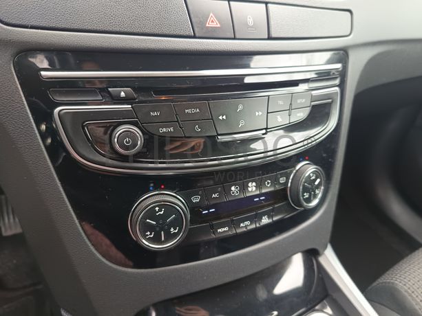 Peugeot 508 1.6 BlueHDi · Ano 2015