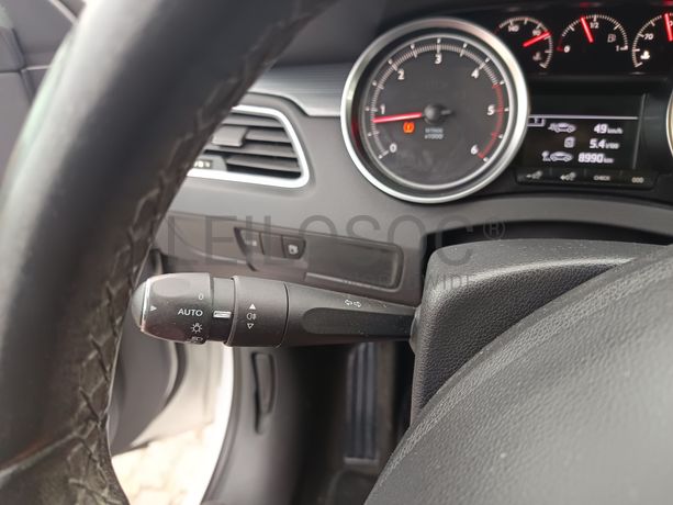 Peugeot 508 1.6 BlueHDi · Ano 2015