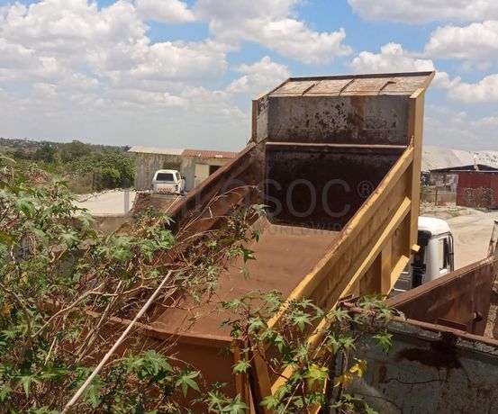 Camião Tata LPK25/6/38