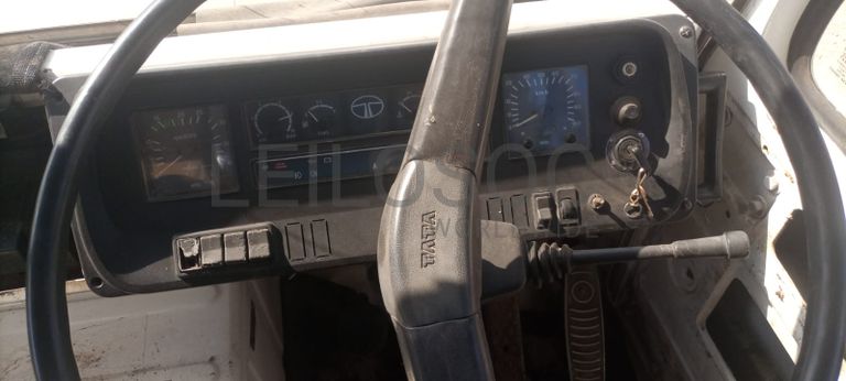 Camião Tata LPK25/6/38