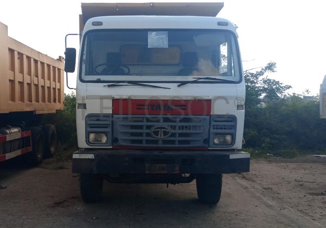 Camião Tata LPK25/6