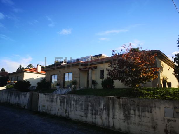 Moradia V3 · Telões, Amarante