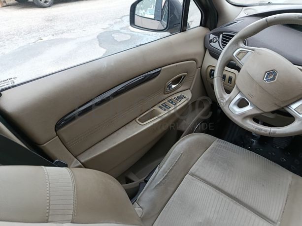 Renault Scénic · Ano 2011