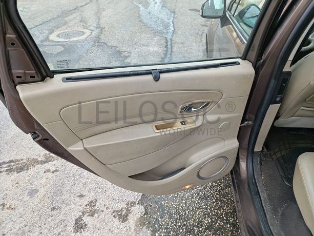 Renault Scénic · Ano 2011