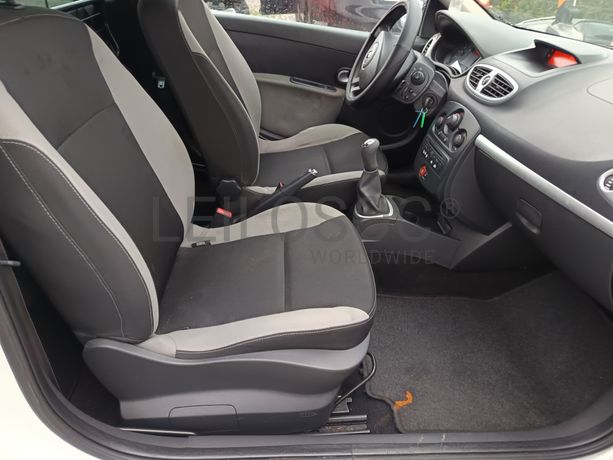 Renault Clio 1.5 dCi · Ano 2012