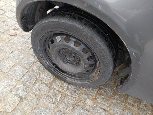 Mitsubishi Colt CZ3 · Ano 2006