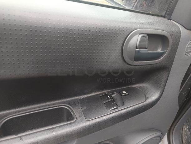 Mitsubishi Colt CZ3 · Ano 2006