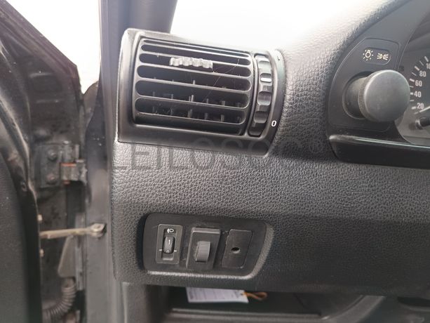 BMW Série 3 · Ano 1998