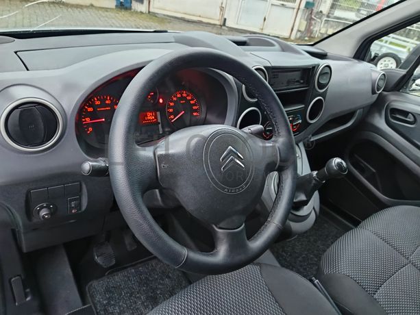 Citroën Berlingo · Ano 2010