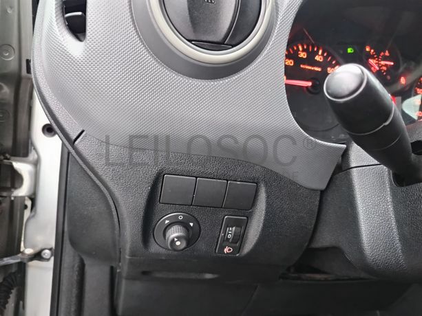 Citroën Berlingo · Ano 2010