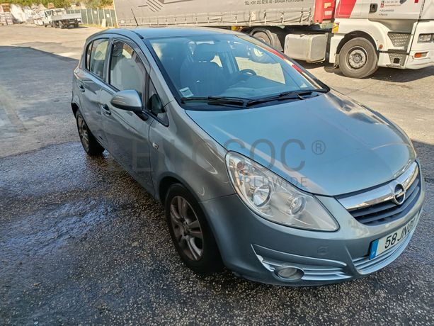 Opel Corsa · Ano 2010