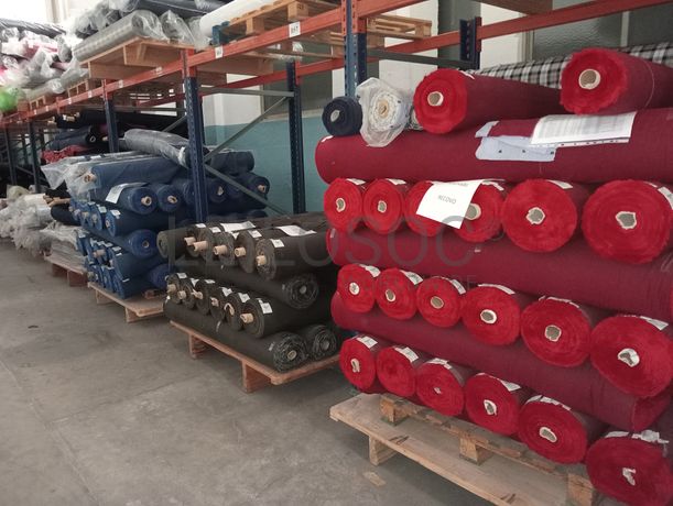 Estantes Industriais · Stock