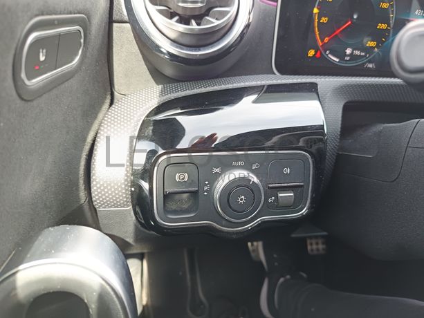 Mercedes-Benz CLA 180 · Ano 2019