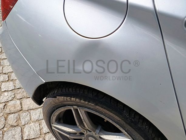 BMW 118d · Ano 2012