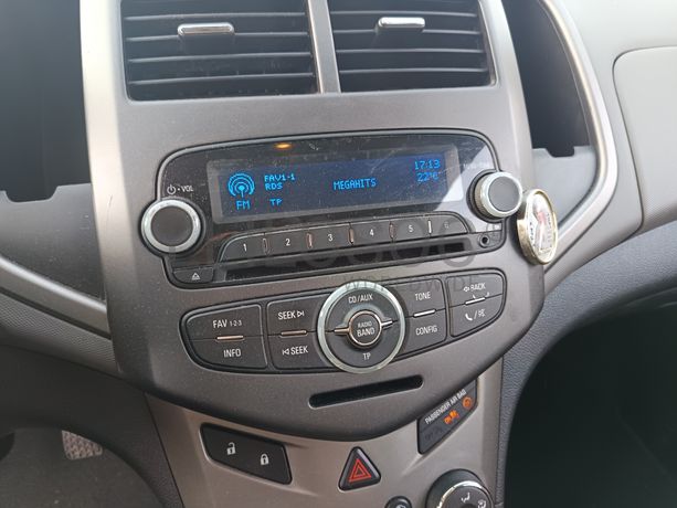 Chevrolet Aveo · Ano 2013