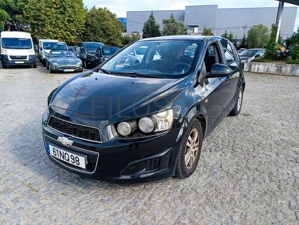 Chevrolet Aveo · Ano 2013
