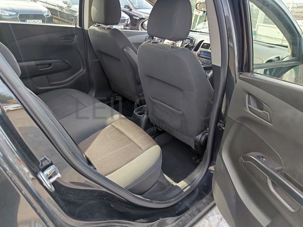 Chevrolet Aveo · Ano 2013