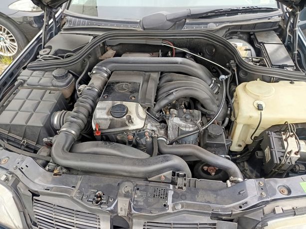 Mercedes-Benz C250 · Ano 1997