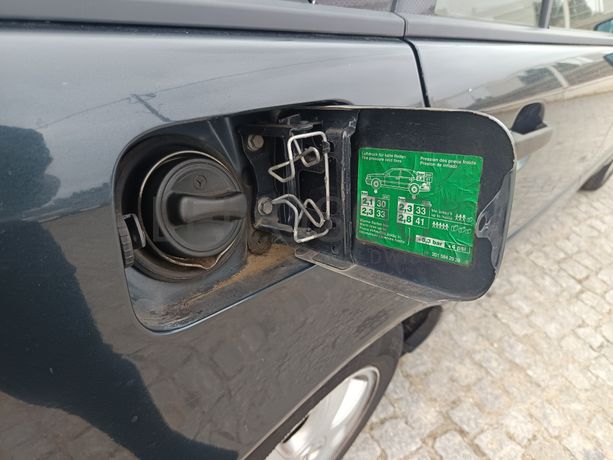 Mercedes-Benz C250 · Ano 1997