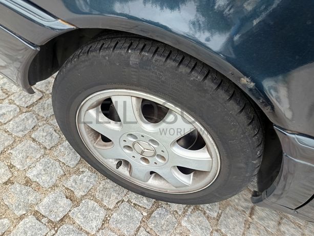 Mercedes-Benz C250 · Ano 1997