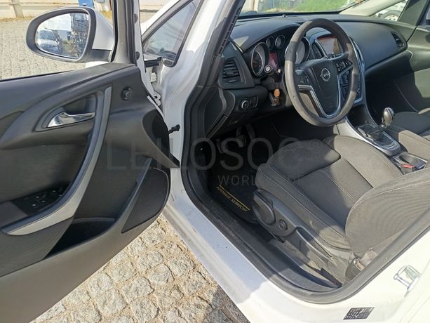 Opel Astra · Ano 2015