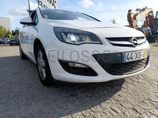 Opel Astra · Ano 2015