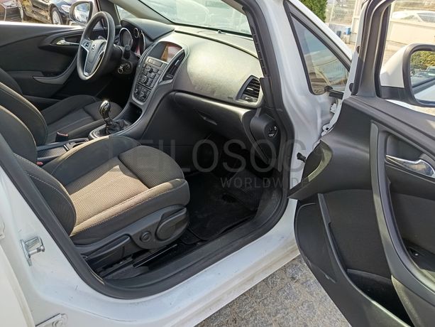Opel Astra · Ano 2015