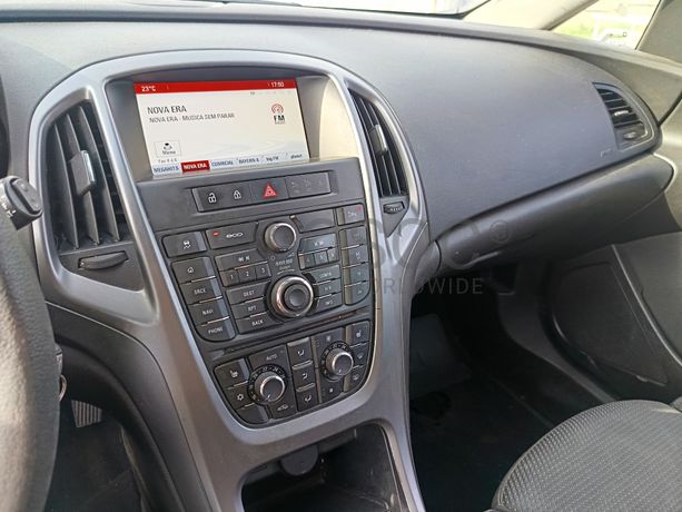 Opel Astra · Ano 2015