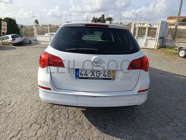 Opel Astra · Ano 2015